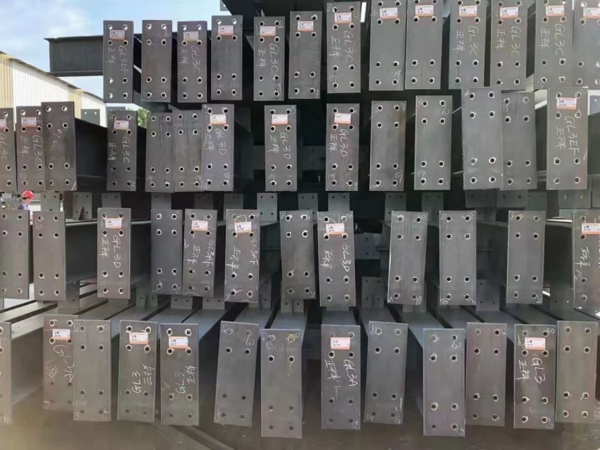 鋼結(jié)構(gòu)